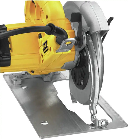 DEWALT 7-1/4-Inch Circular Saw, Lightweight, Corded (DWE575)