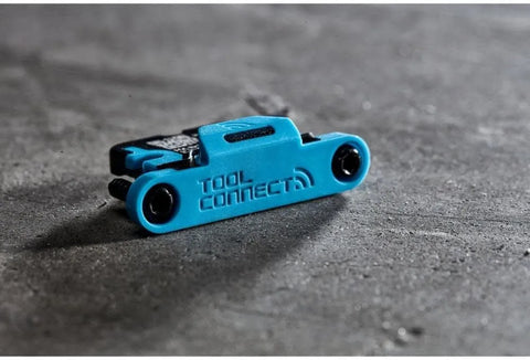 DEWALT TOOL CONNECT Chip, Bluetooth Add-on Integration for Chip Enabled Tools and Storage (DCE042)