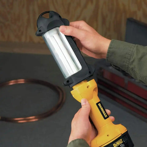 DEWALT DC527 18-Volt Fluorescent Area Light, No Battery