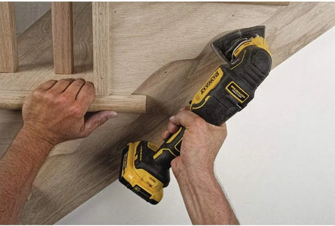 DEWALT 20V MAX* XR Oscillating Tool, Brushless, Tool Only (DCS355B)