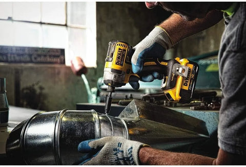 DEWALT 20V MAX* XR Drywall Screw Gun & Impact Driver Kit, 4.0-Amp Hour (DCK267M2)