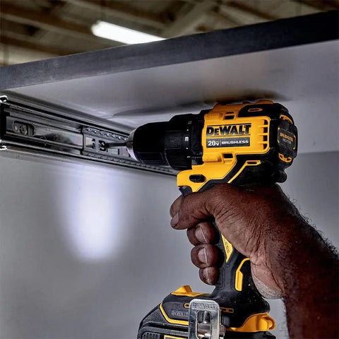DEWALT 20V MAX* Cordless Drill / Driver Kit, Compact, 1/2-Inch (DCD708C2)