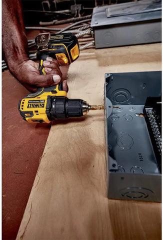 DEWALT 20V MAX* Cordless Drill / Driver Kit, Compact, 1/2-Inch (DCD708C2)