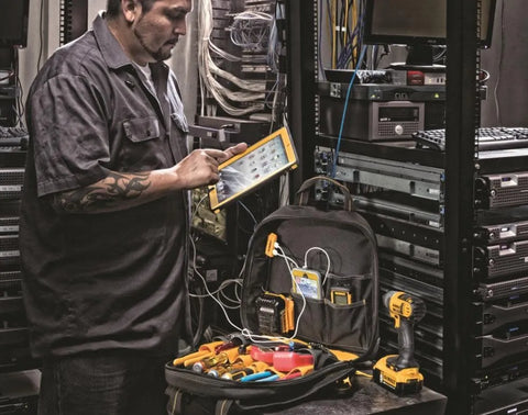 DEWALT DGC530 USB Charging Tool Backpack