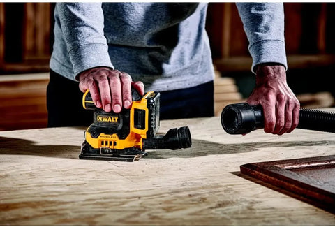 DEWALT DCW200D1 20V MAX XR Cordless 1/4 Sheet Variable Speed Sander Kit (2.0 Ah Battery)