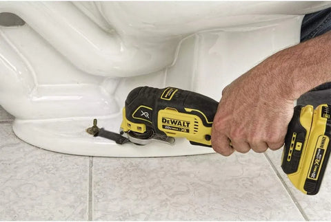 DEWALT 20V MAX* XR Oscillating Tool, Brushless, Tool Only (DCS355B)