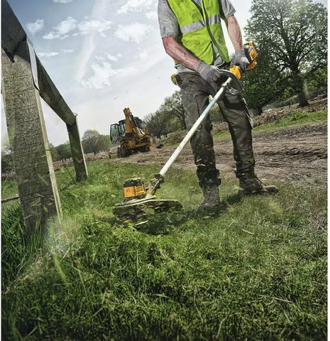 DEWALT 20V Brushless String Trimmer
