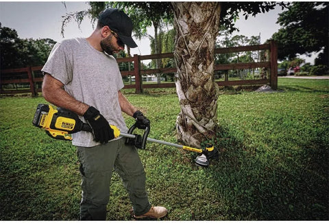 DEWALT 20V Brushless String Trimmer