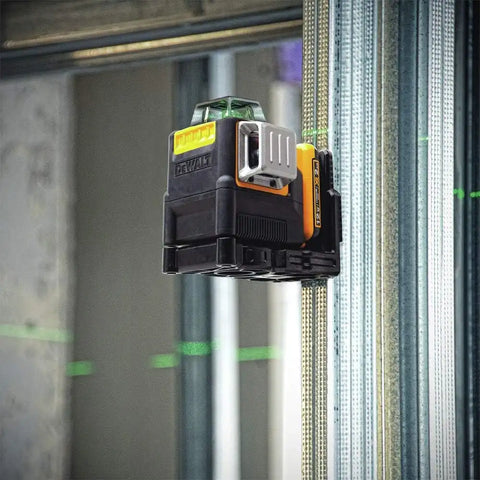 DEWALT 12V MAX Laser Level, Cross Line Laser, 2 x 360, Green, Includes Blow Mold Case (DW0811LG)