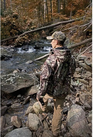 DEWALT DCHJ062C1-L 20V/12V MAX Camo Heated Jacket Kit, Large