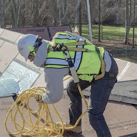 DEWALT Vertical Lifeline, Polysteel Rope, Snap Hook with Tapered End, Fall Protection Line Kit, Roofing Safety Equipment, 50 Ft.