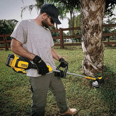 DEWALT 20V MAX* XR String Trimmer, 13-Inch, Tool Only (DCST920B)