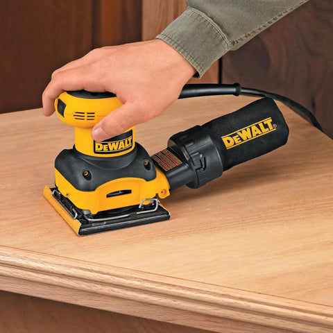 Black & Decker/DeWalt D26441 2.4 Amp 1/4 Sheet Palm Grip Sander with Cloth Dust Bag