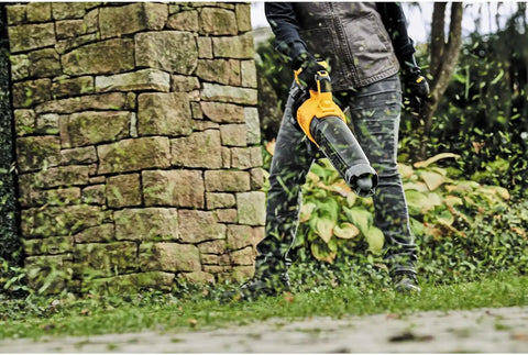 DEWALT 20V MAX* XR Leaf Blower, Cordless, Handheld, 125-MPH, 450-CFM (Tool Only-Battery & Charger not Included) (DCBL722B)