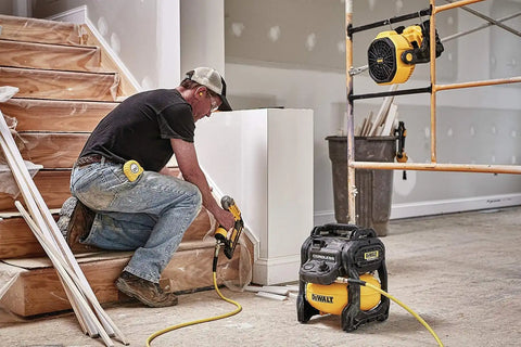 DEWALT Fan for Jobsite, Corded/Cordless, 11-Inch (DCE511C1)