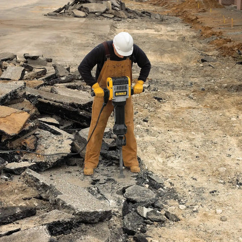 DEWALT Demolition Hammer / Pavement Breaker with Hammer Truck, 15-Amp (D25980K)