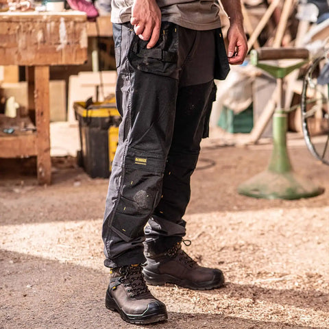 DEWALT Memphis Men’s Pro-Stretch, Regular Fit, Holster Pocket, Utility Cargo Work Pants